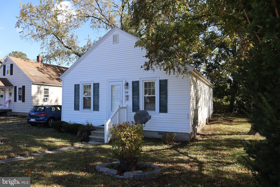 For Rent $1,300/month