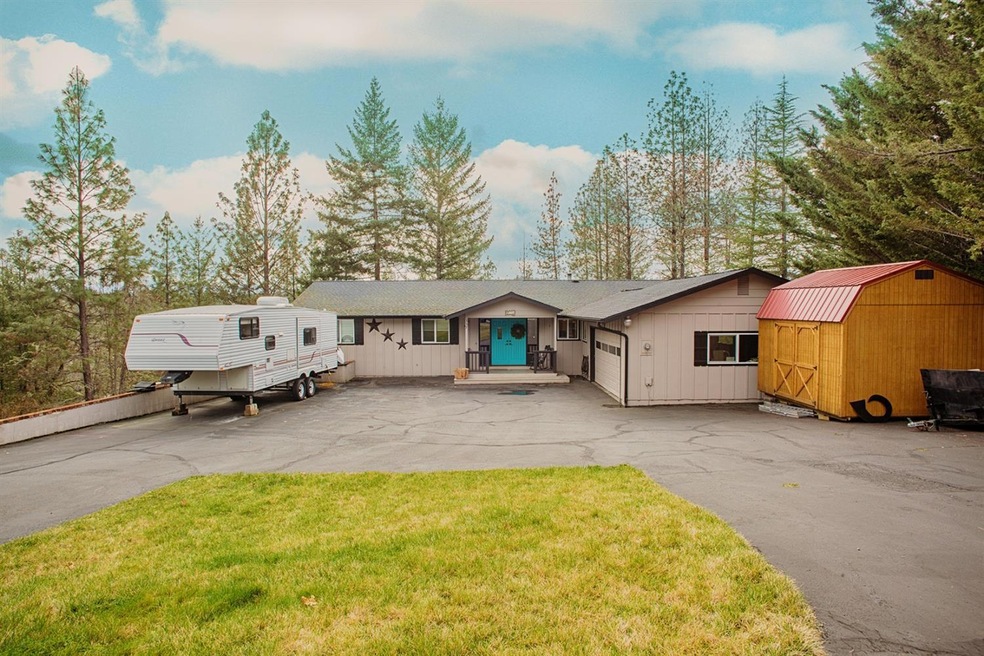 357 October Ln, Merlin, OR 97532 - photo 1