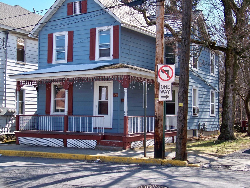 563 Ann St, Stroudsburg, PA 18360 - photo 1