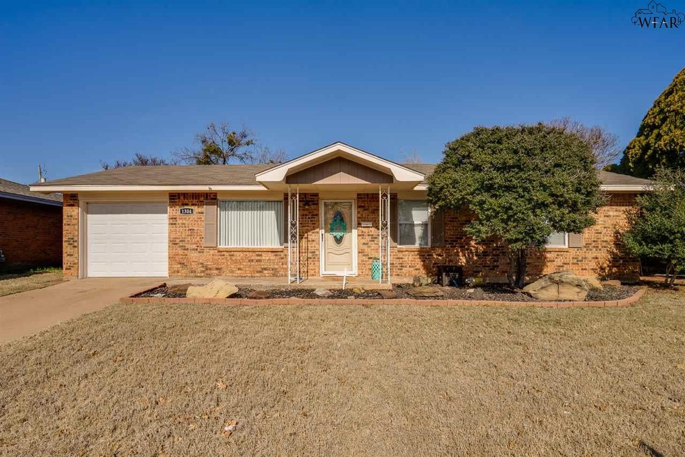 1304 Christine Rd, Wichita Falls, TX 76302 - photo 1