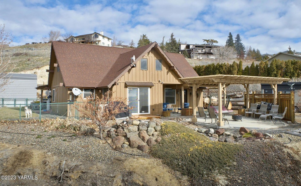 1-web-or-mls-Nelson_230214_PoplarView_Ya