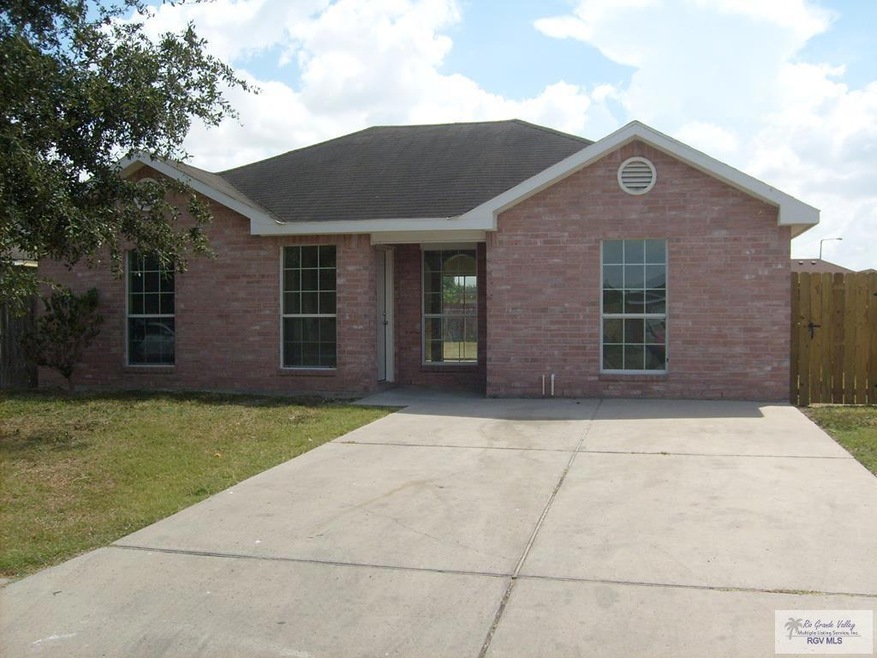 601 Amber Dr, Weslaco, TX 78596 - photo 1