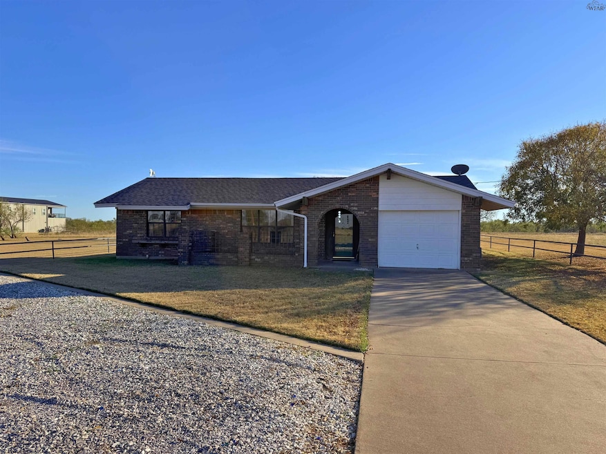 6960 Parker Ranch Rd, Wichita Falls, TX 76310 - photo 1