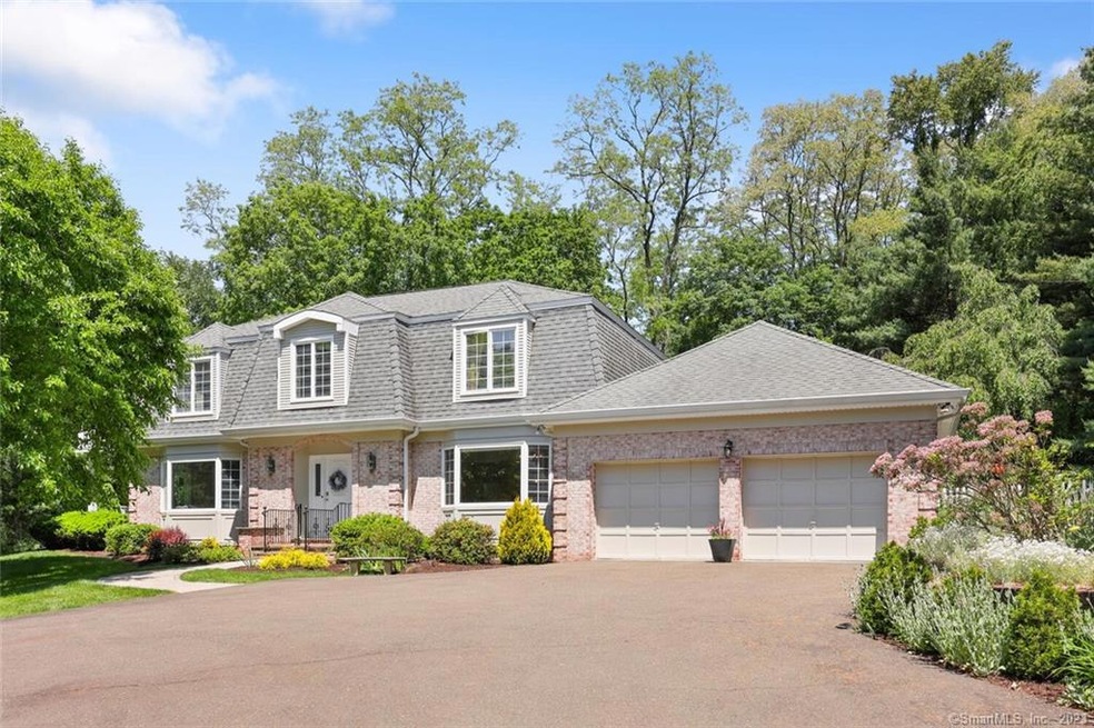 167 Ridgecrest Rd, Stamford, CT 06903 - photo 1