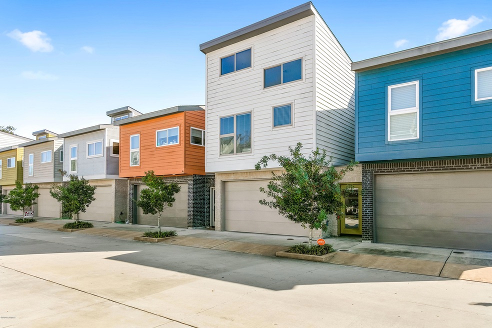 313 Highland Park -1