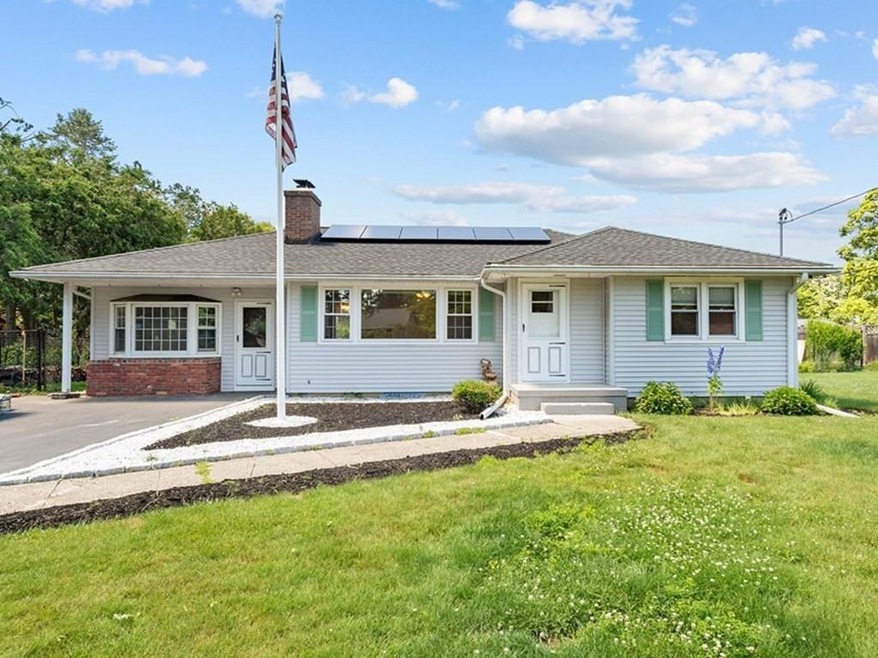 11 Omaha Ave, Northborough, MA 01532 - photo 1