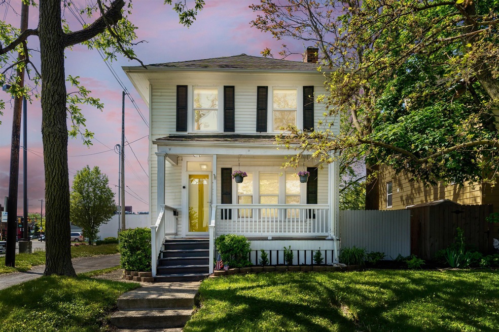 423 Sheldon Ave_MLS_01