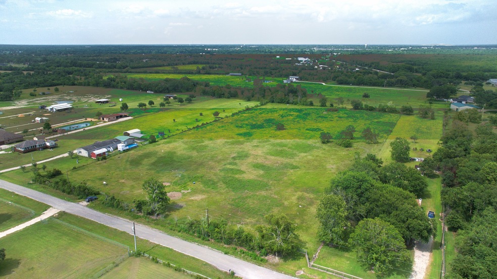 14727 County Road 944, Alvin, TX 77511 - photo 1