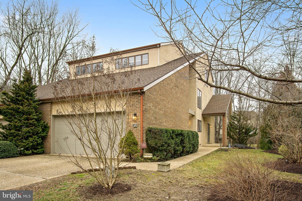103 Falcon Ln, Wilmington, DE 19808 - photo 1