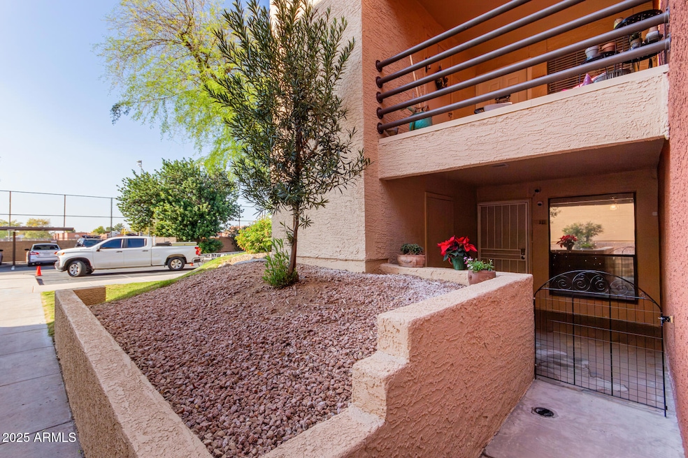 1340 N Recker Rd unit 133, Mesa, AZ 85205 - photo 1