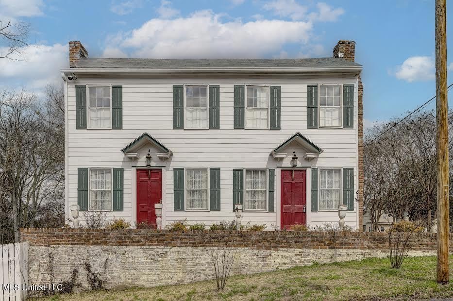 815 1st St E, Vicksburg, MS 39183 - photo 1