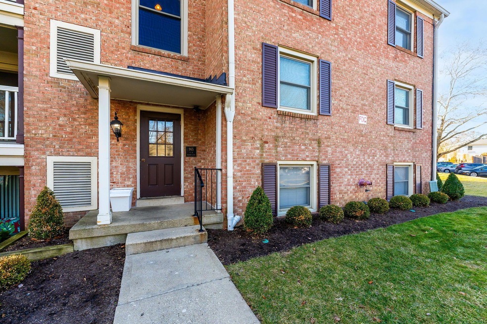 965 Manor Ln Unit D