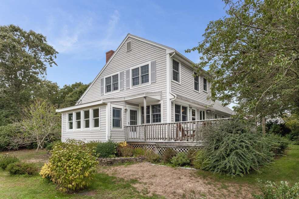 106 N Bournes Pond Rd, East Falmouth, MA 02536 - photo 1