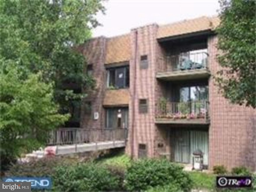 77 Oakridge Dr unit 77, Langhorne, PA 19047 - photo 1