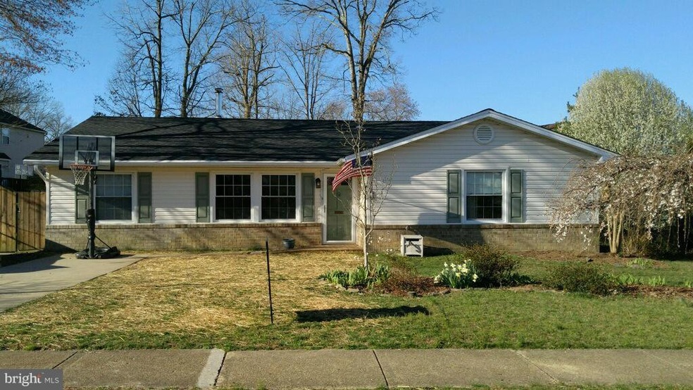 2353 Woodberry Dr, Bryans Road, MD 20616 - photo 1