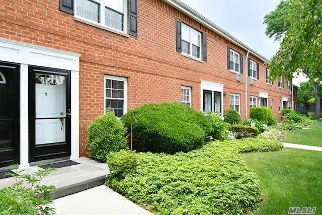 323 Hicksville Rd unit 11, Bethpage, NY 11714 - photo 1