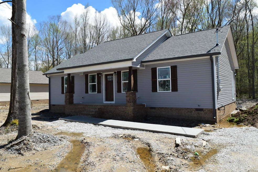 338 Forrestwood Dr, Manchester, TN 37355 - photo 1