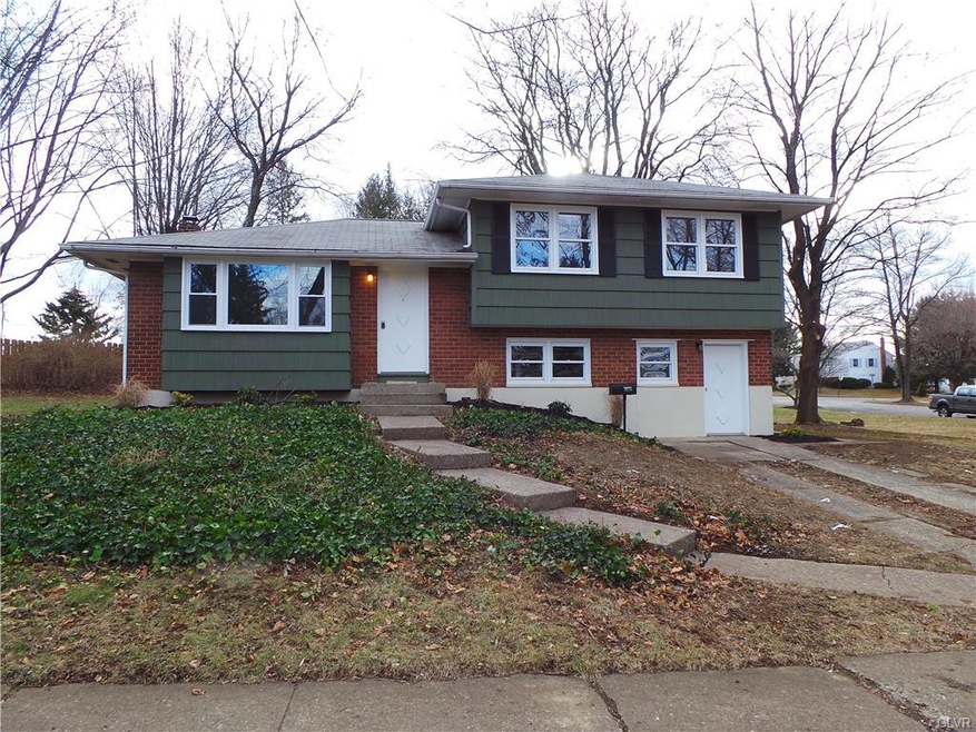 3075 Westminster Rd, Bethlehem, PA 18017 - photo 1