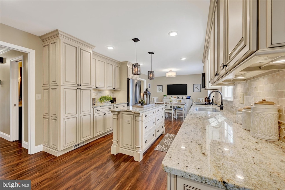 14003 Foxland Rd, Phoenix, MD 21131 - photo 1