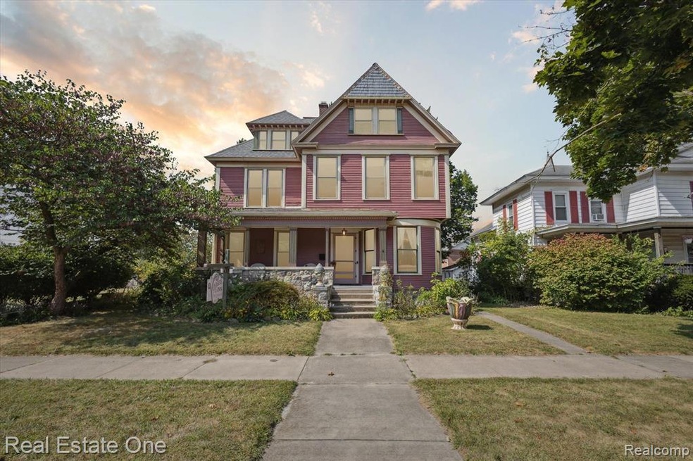 Sold $370,000