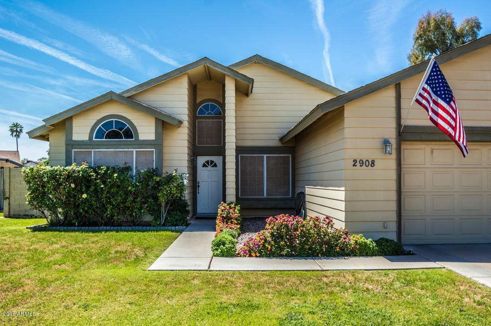 2908 N Pennington AZ-4