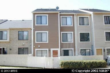 9319 Bathgate Ct, Montgomery Village, MD 20886 - photo 1