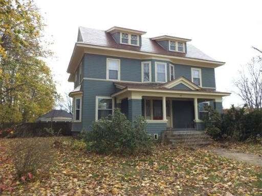 62 W Main St, West Brookfield, MA 01585 - photo 1