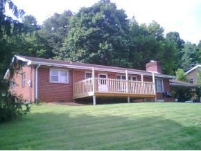 1401 Valley View Dr, Johnson City, TN 37601 - photo 1