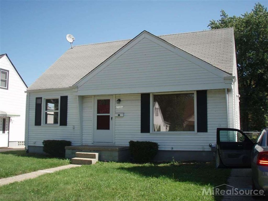 25286 Cole St, Roseville, MI 48066 - photo 1