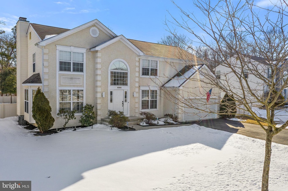 444 Huntingdon Dr, Williamstown, NJ 08094 - photo 1