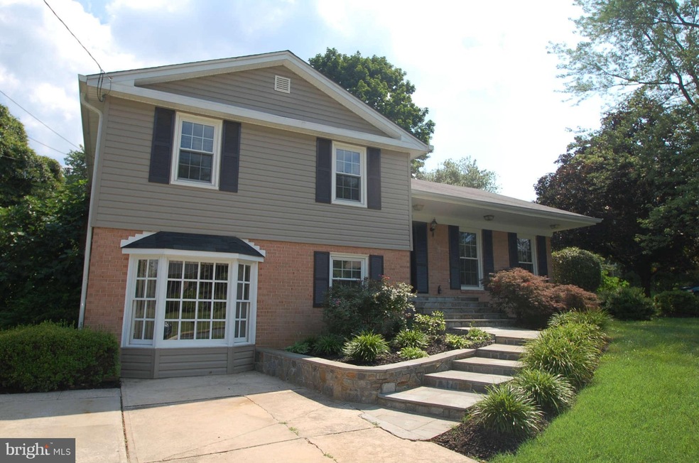 1601 Lemontree Ln, Silver Spring, MD 20904 - photo 1