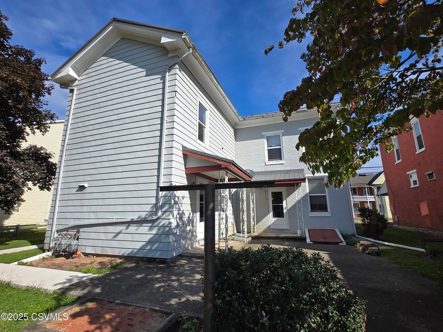 129 Spruce Aly, Milton, PA 17847 - photo 1