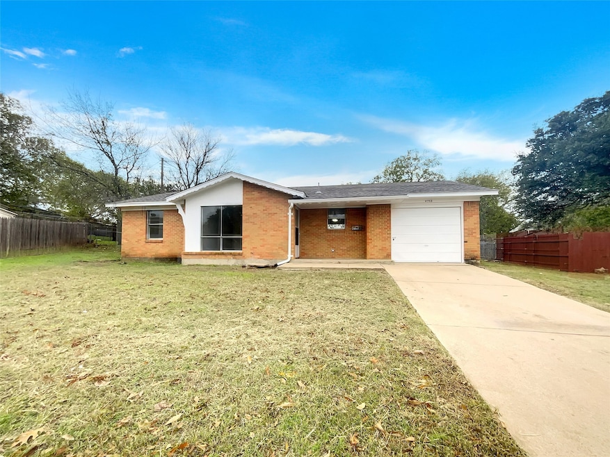 4702 Dee Ct, Fort Worth, TX 76135 - photo 1