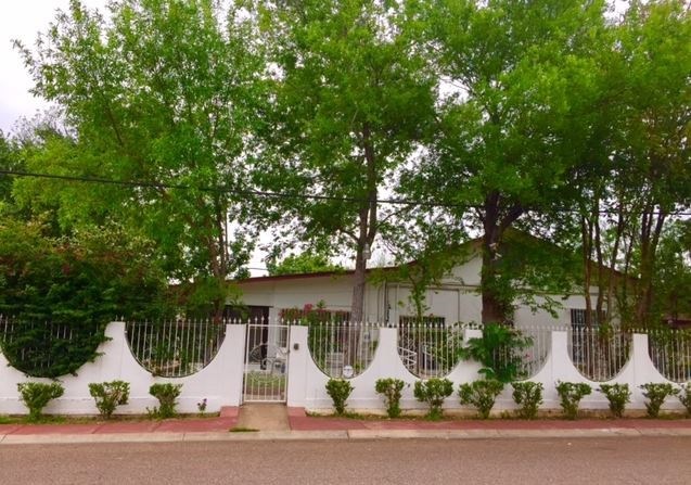 1019 Chihuahua St, Laredo, TX 78040 - photo 1