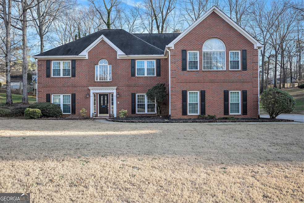 200 Falcon Creek Dr, Suwanee, GA 30024 - photo 1