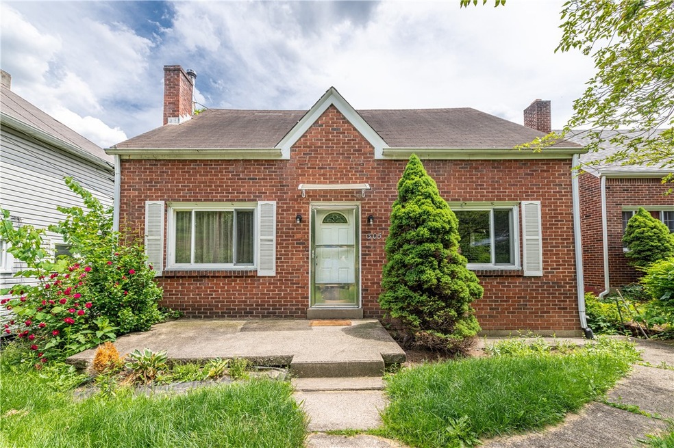 Welcome to 305 Branch st.