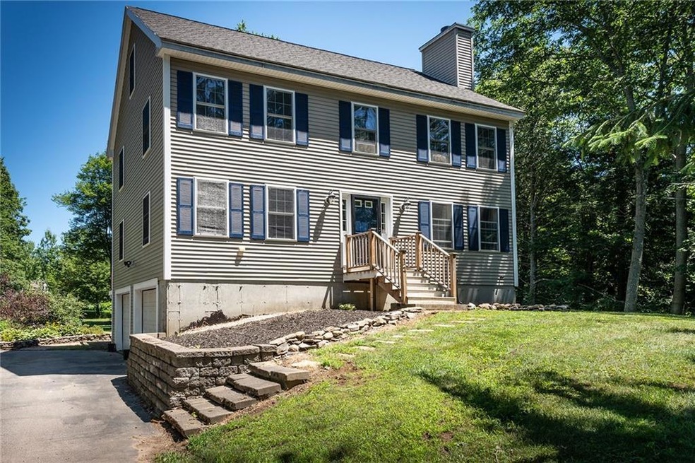 124 Dennett Rd, Kittery, ME 03904 - photo 1