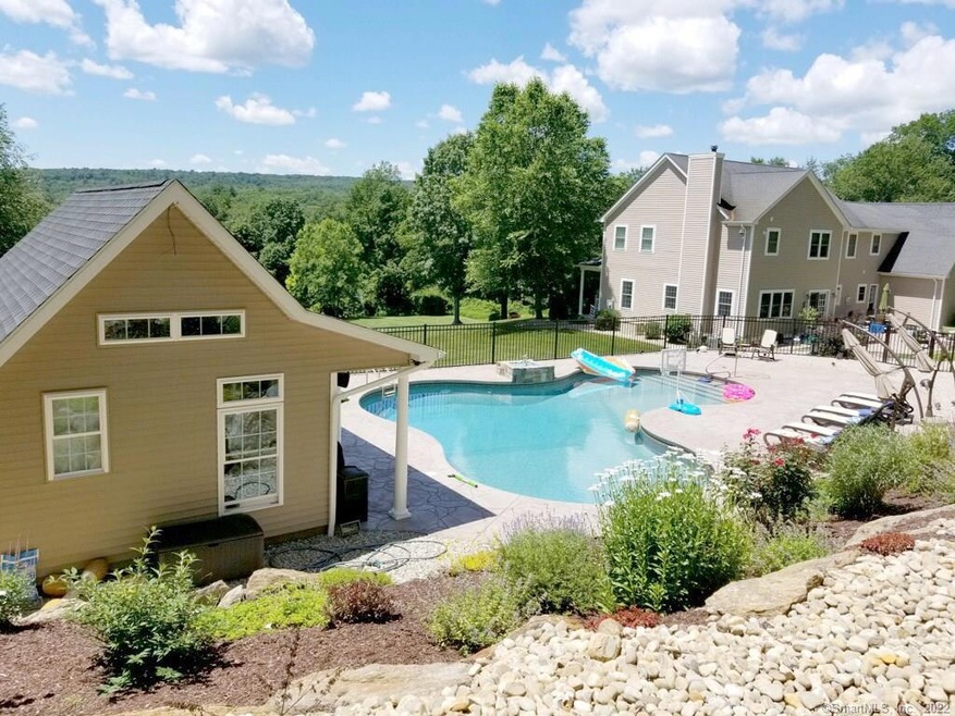 130 Quassuk Rd, Woodbury, CT 06798 - photo 1