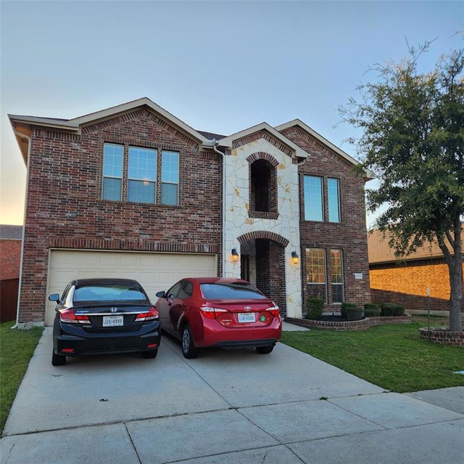 209 Travis Ln, Lavon, TX 75166 - photo 1