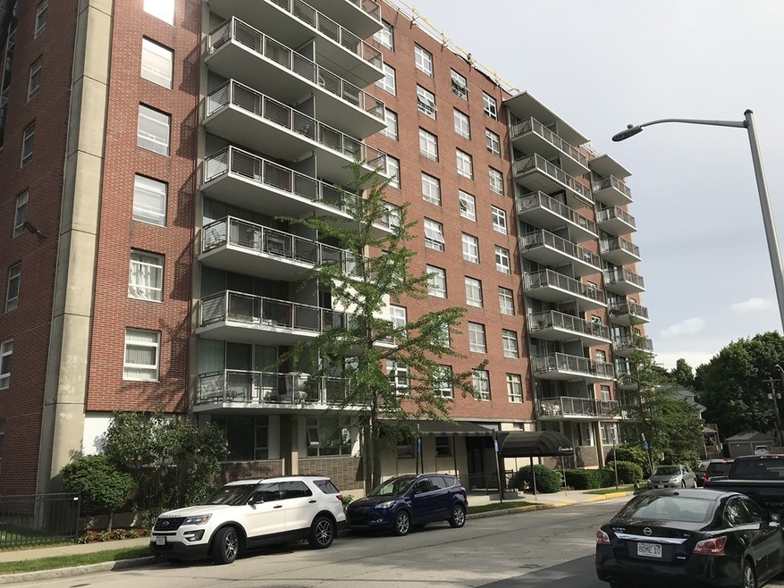 Executive House unit 204, Worcester, MA 01609 - photo 1