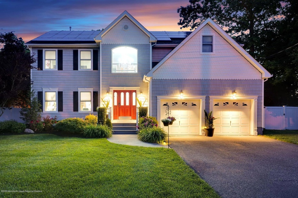 417 Locust St