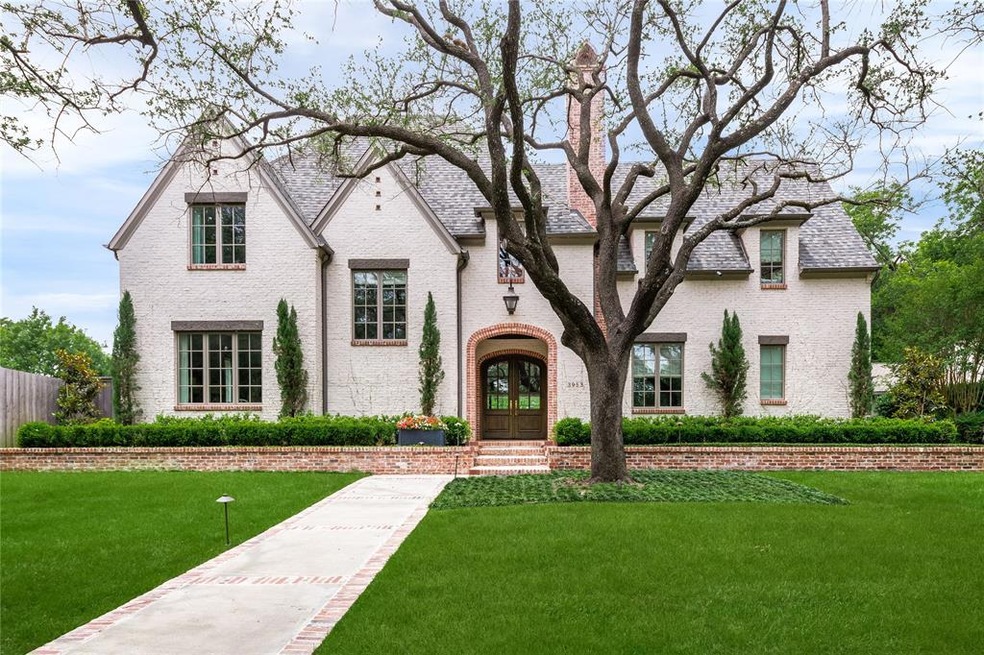 3953 Dalgreen Dr, Dallas, TX 75214 - photo 1