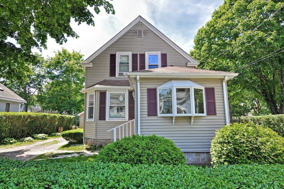102 Phillips St, Weymouth, MA 02188 - photo 1