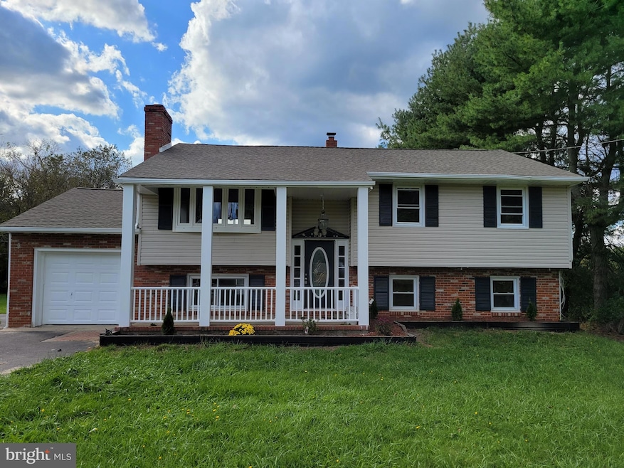 219 Vineyard Rd, Atco, NJ 08004 - photo 1