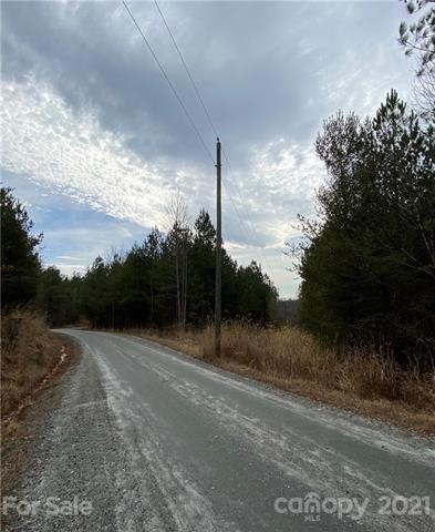 With a state maintained road and available utilities, Early Place is ready to be your new home.