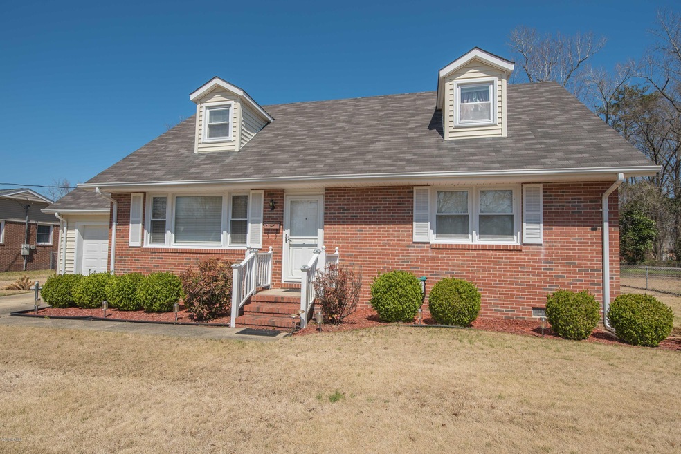 714 Kathryn Ave, Jacksonville, NC 28540 - photo 1