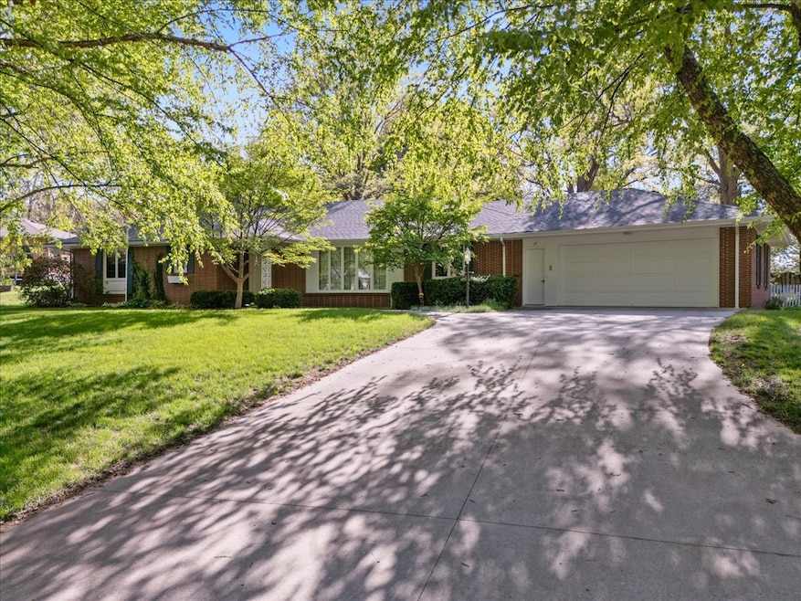 Pending $395,000