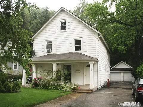 33 B North Rd, Great Neck, NY 11024 - photo 1