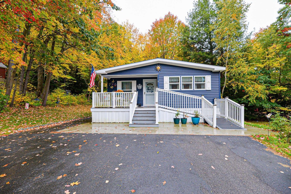 13 Sullivan Dr, Allenstown, NH 03275 - photo 1