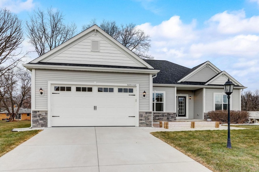 2-web-or-mls-Orchid Cir-002